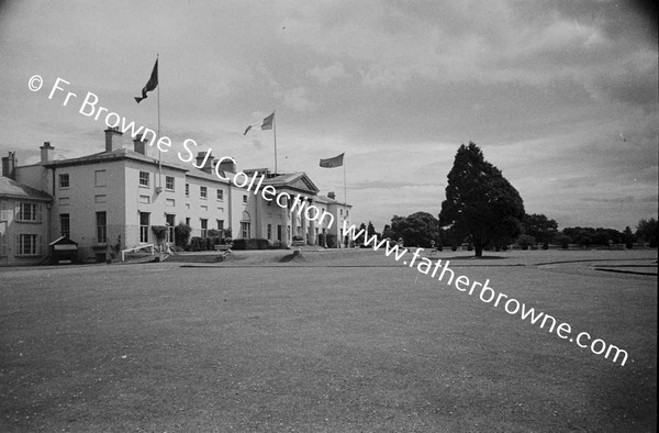 ARAS AN UACHTARAIN HOUSE FROM S W